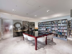 The new library of the Italian Institute of Culture in Tokyo