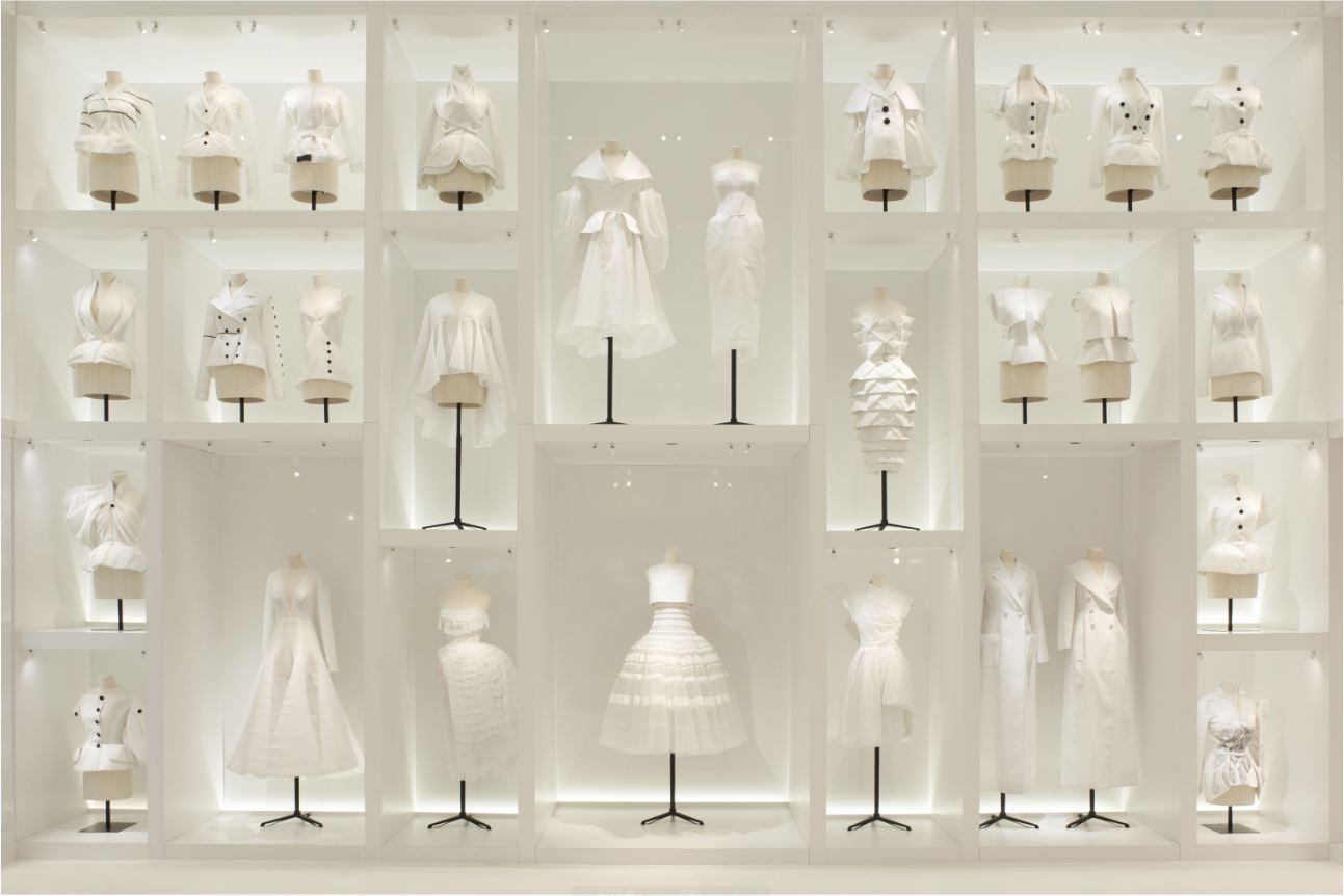 Dior「クリスチャン・ディオール、夢のクチュリエ」展の世界 -ドキュメンタリー映像を公開 – ADFウェブマガジン｜ADF Web