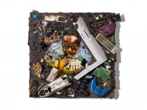 アーティスト長坂真護の都内初の常設ギャラリーが銀座にオープン - 電子ゴミを利用したアートでガーナのスラム街を救う
