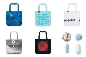MoMA Design Store 海洋プラスチックを原料としたParley for the Oceansトートバッグコレクションを発売