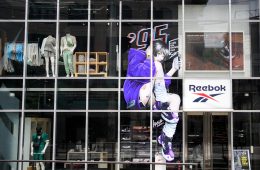 adf-web-magazine-reebok-overalls-1