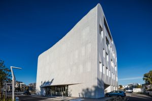 ポーランド ソポト FAABアーキテクトゥラの手掛けるウェーブワン