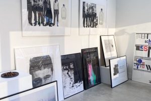 アートギャラリーHAKOがアートポスター専門のサブスクリプションサービス「Printed Matter」を発表