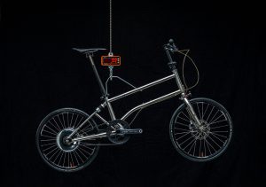 オーストリアの自転車メーカー・ヴェロが世界最軽量の折りたたみ式電動アシスト自転車を発表
