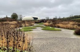 adf-web-magazine-oudolf-field-in-hauser-wirth-somerset-uk-in-the-winter