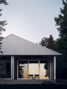 Devil's Glen, a house on the Bruce Peninsula, Canada, designed by Studio AC