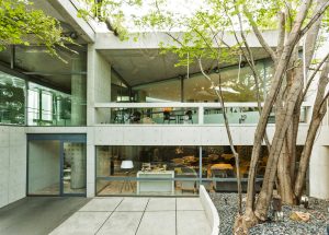 The Hillside Kobe Hosts Architect Tadao Ando's Lecture Dinner Event