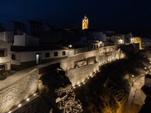 EYACアルキテックがスペイン・カブラの中世の城壁「バリオ・デ・ラ・ビジャ」補強プロジェクトを完了