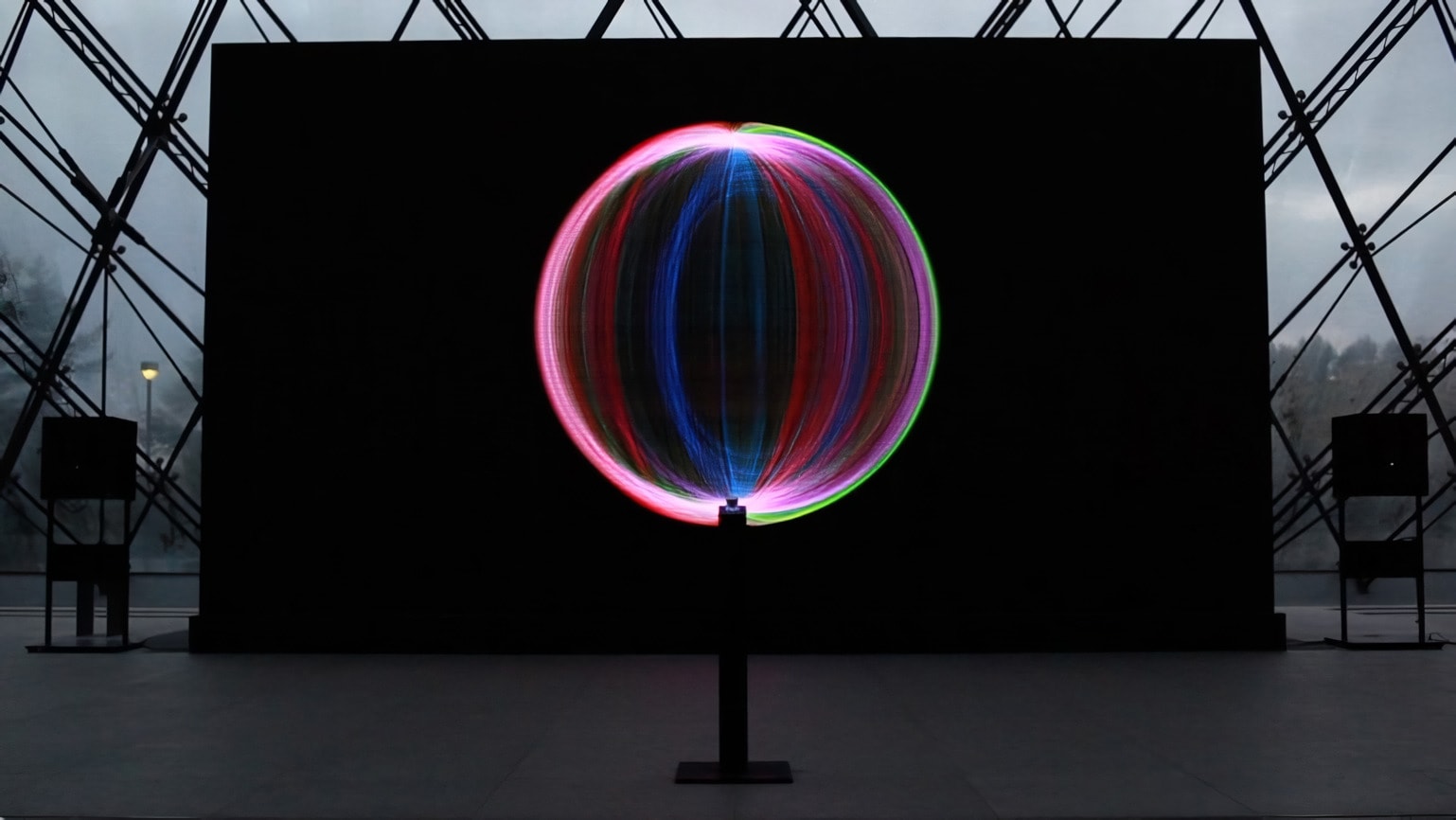 坂本龍一トリビュート展 音楽/アート/メディア」がNTTインター