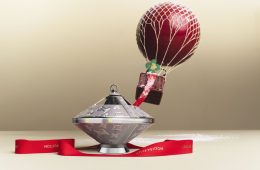 adf-web-magazine-lv-holiday-gift-selection-speaker-watch-1