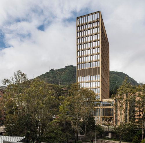 adf-web-magazine-enginerring-lab-bogota-11