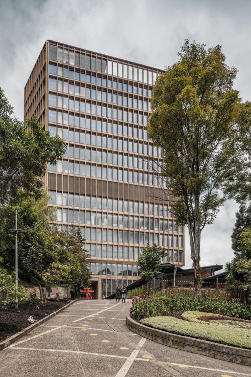 adf-web-magazine-enginerring-lab-bogota-15