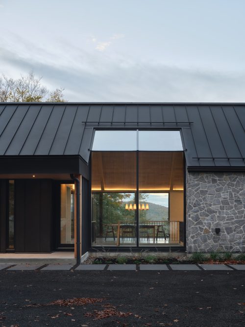 adf-web-magazine-mountainside-residence-bromont-8.jpg
