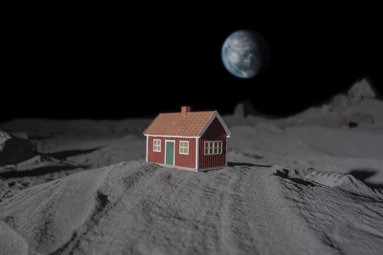 adf-web-magazine-the-moon-house-1