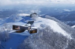 adf-web-magazine-not-a-hotel-rusutsu-1