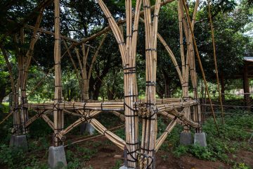 adf-web-magazine-bamboo-house-blue-temple-2