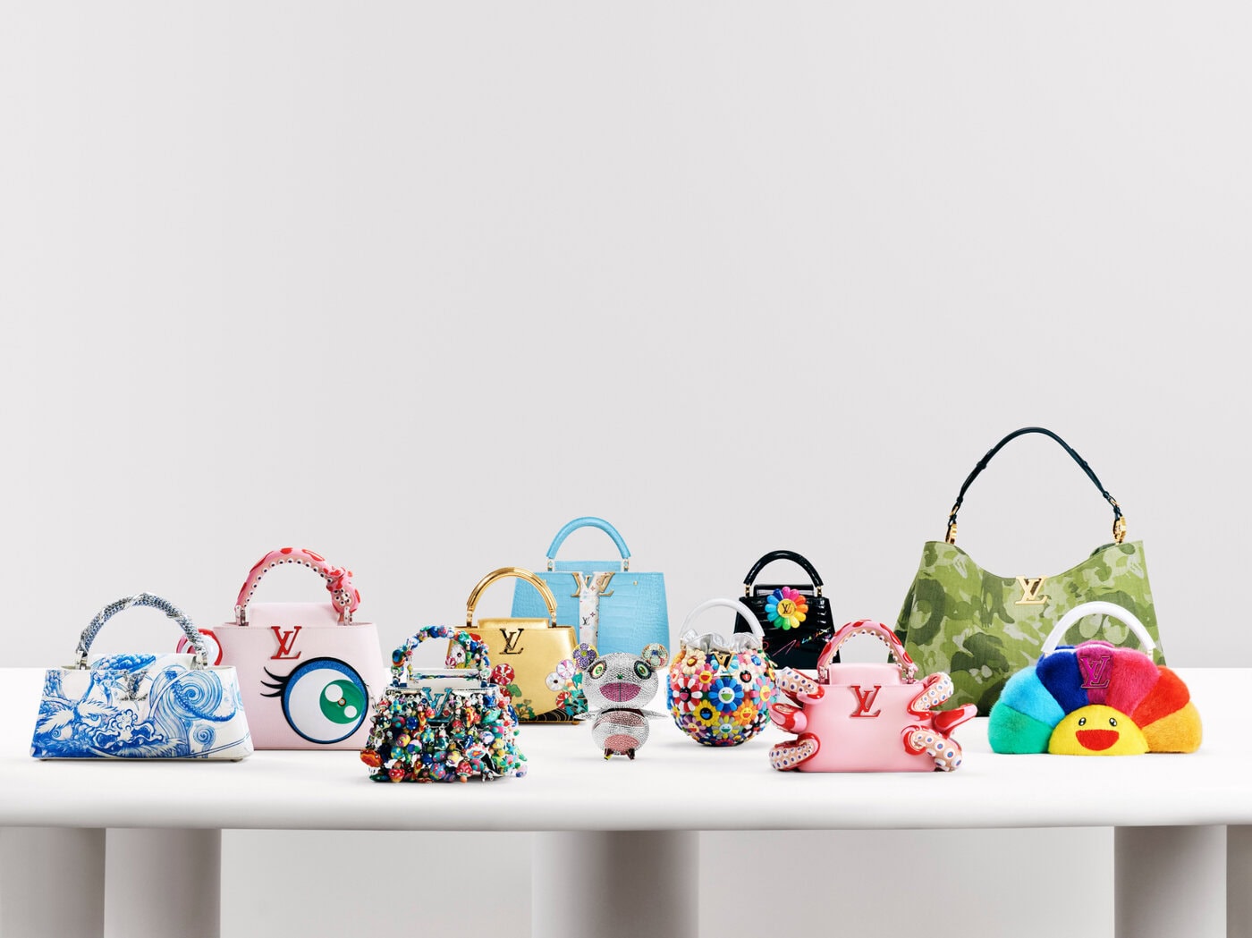 小物 LV ART Louis Vuitton Arty Capucines: Takashi Murakami's Collector's