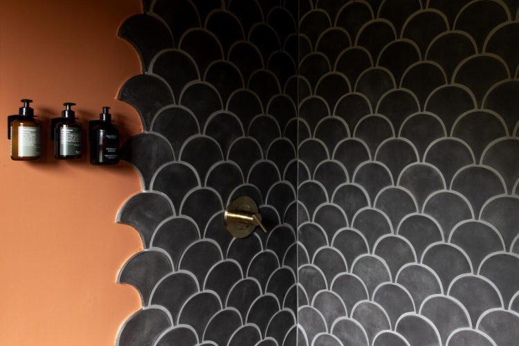 adf-web-magazine-tonester-paints-zappa-nest-14