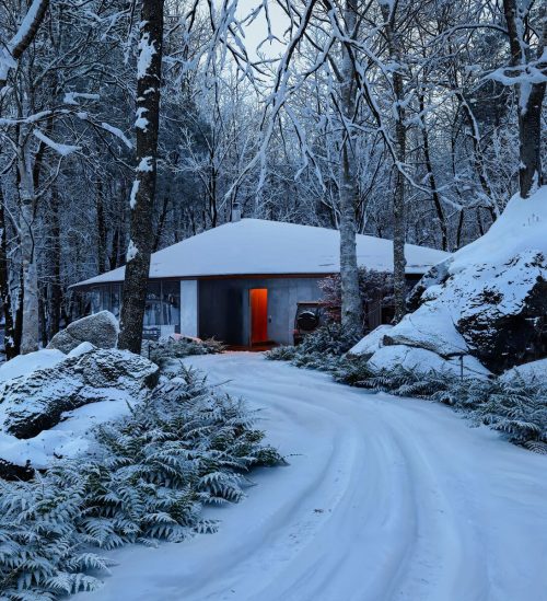 adf-web-magazine-not-a-hotel-kitakaruizawa-3
