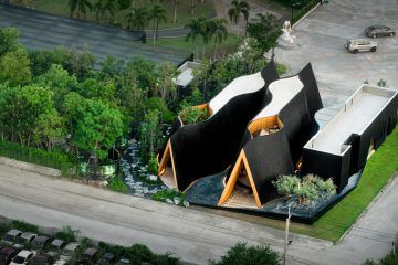 adf-web-magazine-jeravej-hongsakul-1