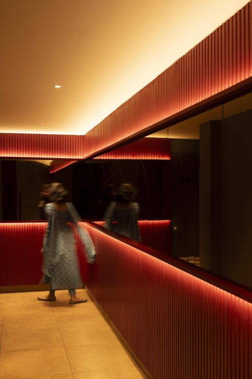 adf-web-magazine-love-light-shapes-interiors-tevar-restauran-5