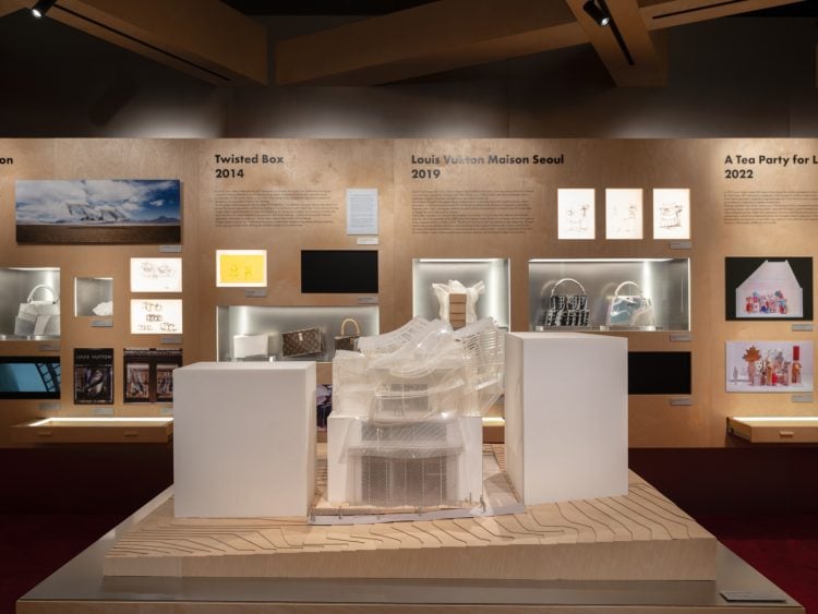 adf-web-magazine-lv-frank-gehry-3