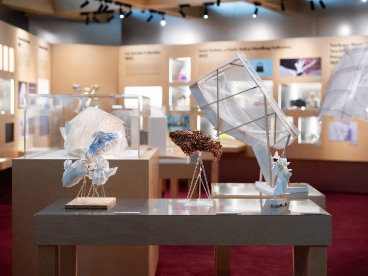 adf-web-magazine-lv-frank-gehry-4