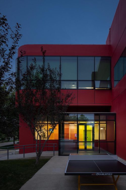 adf-web-magazine-studio-vapore-the-western-academy-of-beijing-18