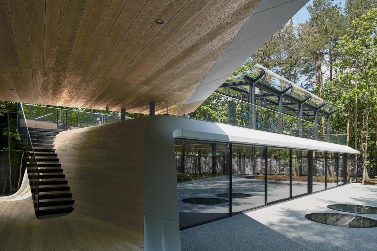 adf-web-magazine-garage-atrium-12