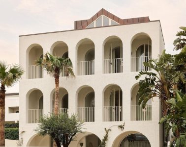 adf-web-magazine-bondi-beach-villa-common-office-1