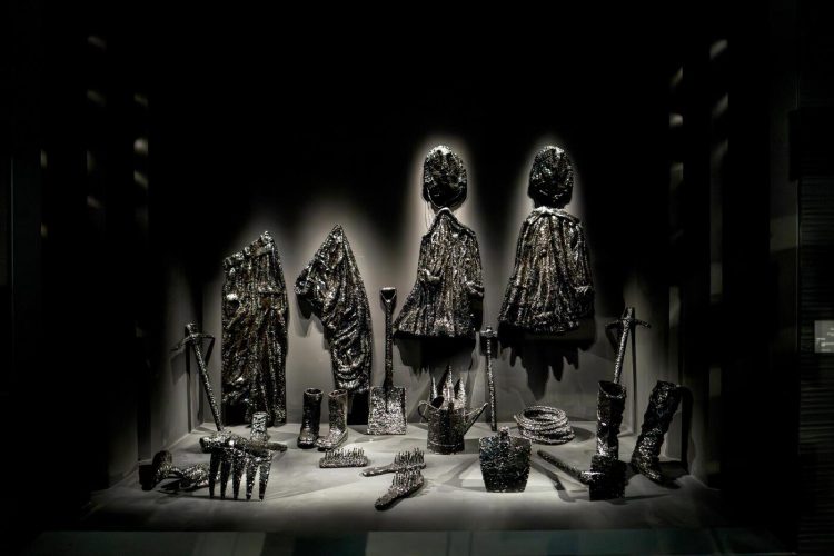 adf-web-magazine-la-meduse-black-gold-museum-12