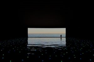 現代美術家 宮島達男「時の海 – 東北」プロジェクト《Sea of Time – TOHOKU》公開実証実験が日本橋三井ホールで開催
